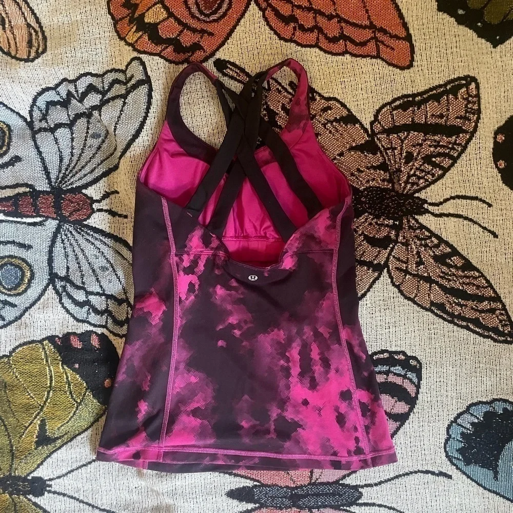 lululemon tank top